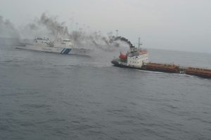 ICGS_SHOOR_ESCORTING_DISTRESSED_VESSEL_MT_INFINITY-1_TO_KARWAR