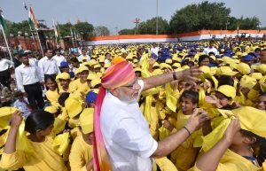 The Prime Minister, Shri Narendra Modi interacting with the school children after addressing the Nation on the occasion of 70th Independence Day, in Delhi on August 15, 2016.