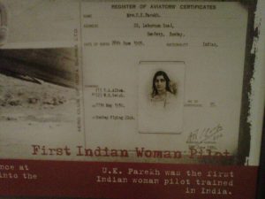 woman-pilot