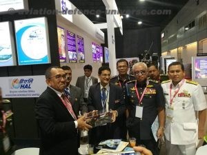 Malaysian Deputy Defence Minister Dato' Sri Mohd Johari Baharum, Chief of Air Force, General Tan Sri Dato Sri Affendi Bin Buang, Assistant Chief of Staff Human Resource, Real Admiral Dato Azhari Bin Abdul Rashid