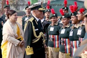 Admiral Sunil Lanba, Chief of Naval Staff interacting with cadets during his visit to NCC Republic Day Parade Camp 2018, Delhi Cantt.