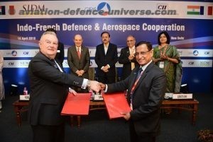 Pierre Bourlot (Managing Director, GIFAS) sings MoU with Lt Gen Subrata Saha (Director General, SIDM)