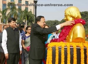 The Minister of State for Defence, Dr. Subhash Ramrao Bhamre garlanding