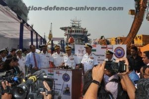 Admiral Sunil Lanba, Chief of the Naval Staff interacting with the media