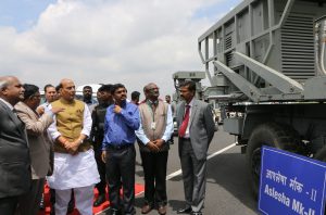 Shri Rajnath Singh visiting an exhibition displaying indigenously developed defence equipment and platforms by DRDO & HAL