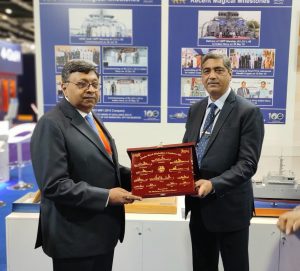 C&MD, Rear Admiral V.K. Saxena IN (Retd.) GRSE welcoming the Secretary Defence Production at the booth