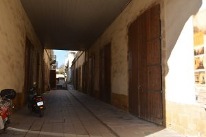 A deserted street