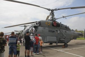 Vladivostok showcases military aviation of Pacific Fleet