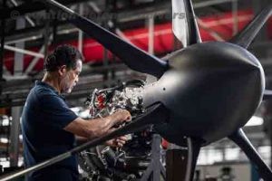 Piaggio Aerospace partners with Safran Helicopter Engines