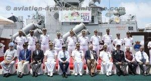 A group photo of the Veterans with Vice Adm R Hari Kumar and other senior Naval officers