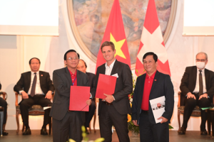 Vietjet and Swiss-AS ink cooperation agreement 
