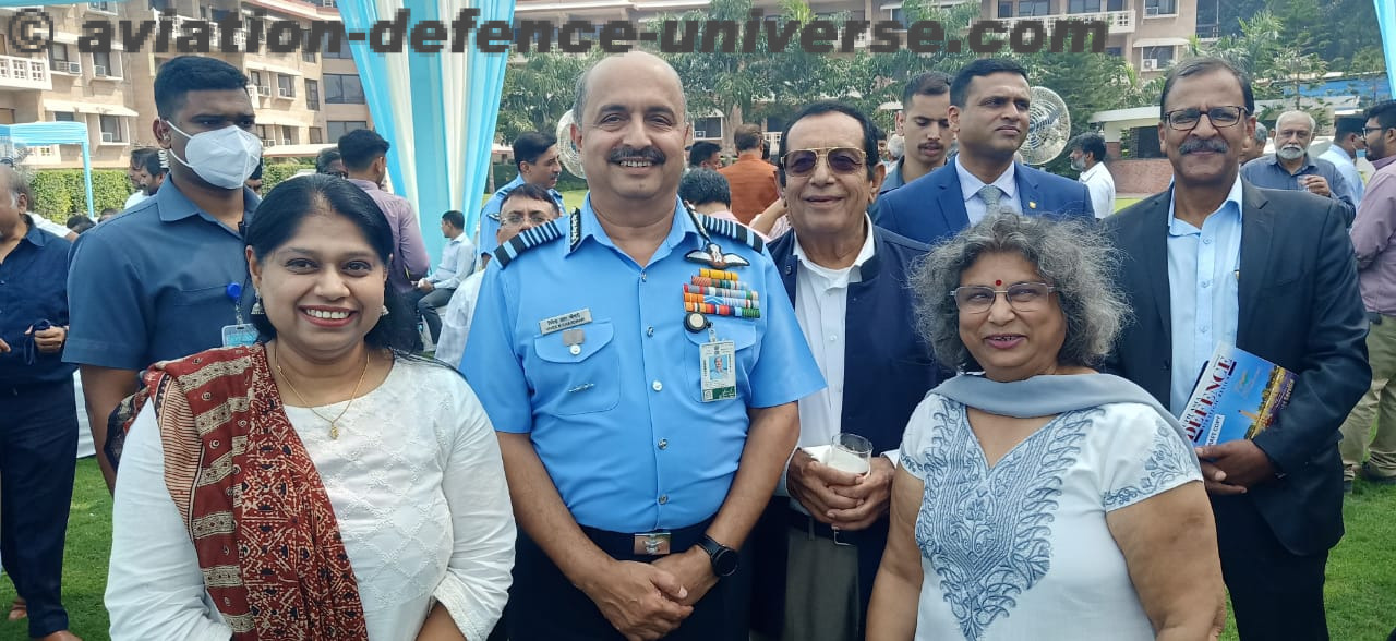 Team ADU with CAS : Editor Sangeeta Saxena & Chief of Bureau Chaitali Bag at the annual press conferenec of IAF 