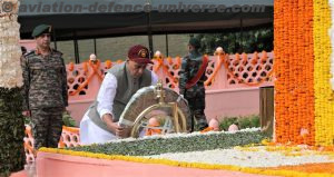 Laying the wreath at Kargil War Memorial at Dras