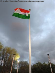 BSF hoists 108 feet tricolour at Munabao, Barmer